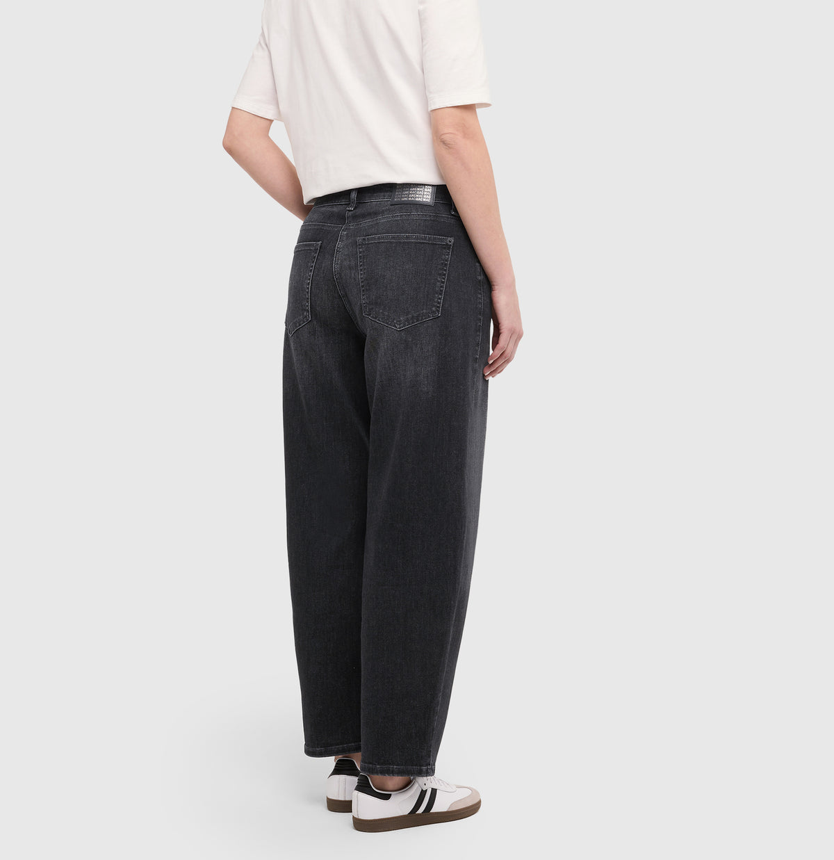 MAC Danni Barrel Jeans – Authentic Black Wash