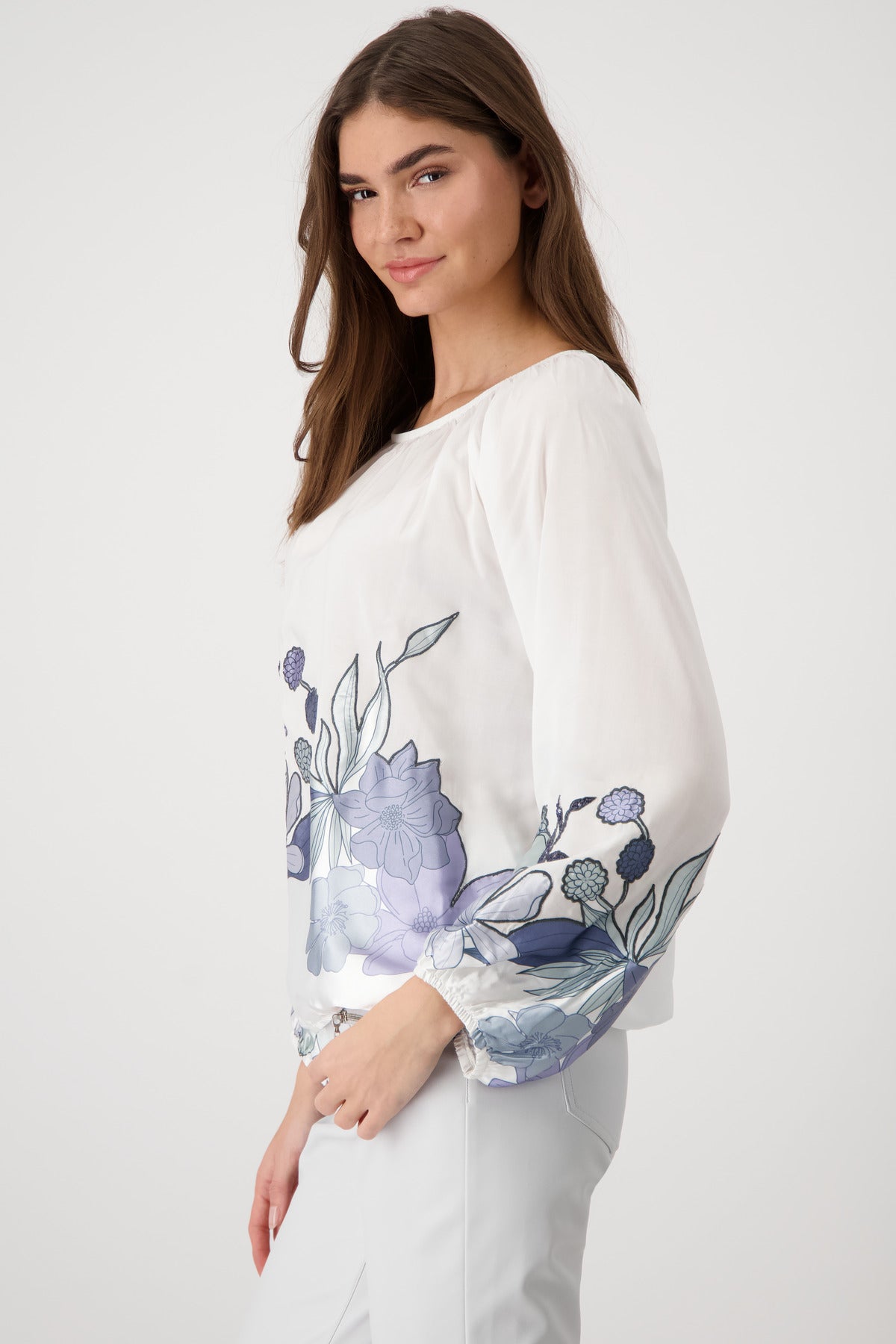 Bluse mit Blumen-Applikation_Monari_409084