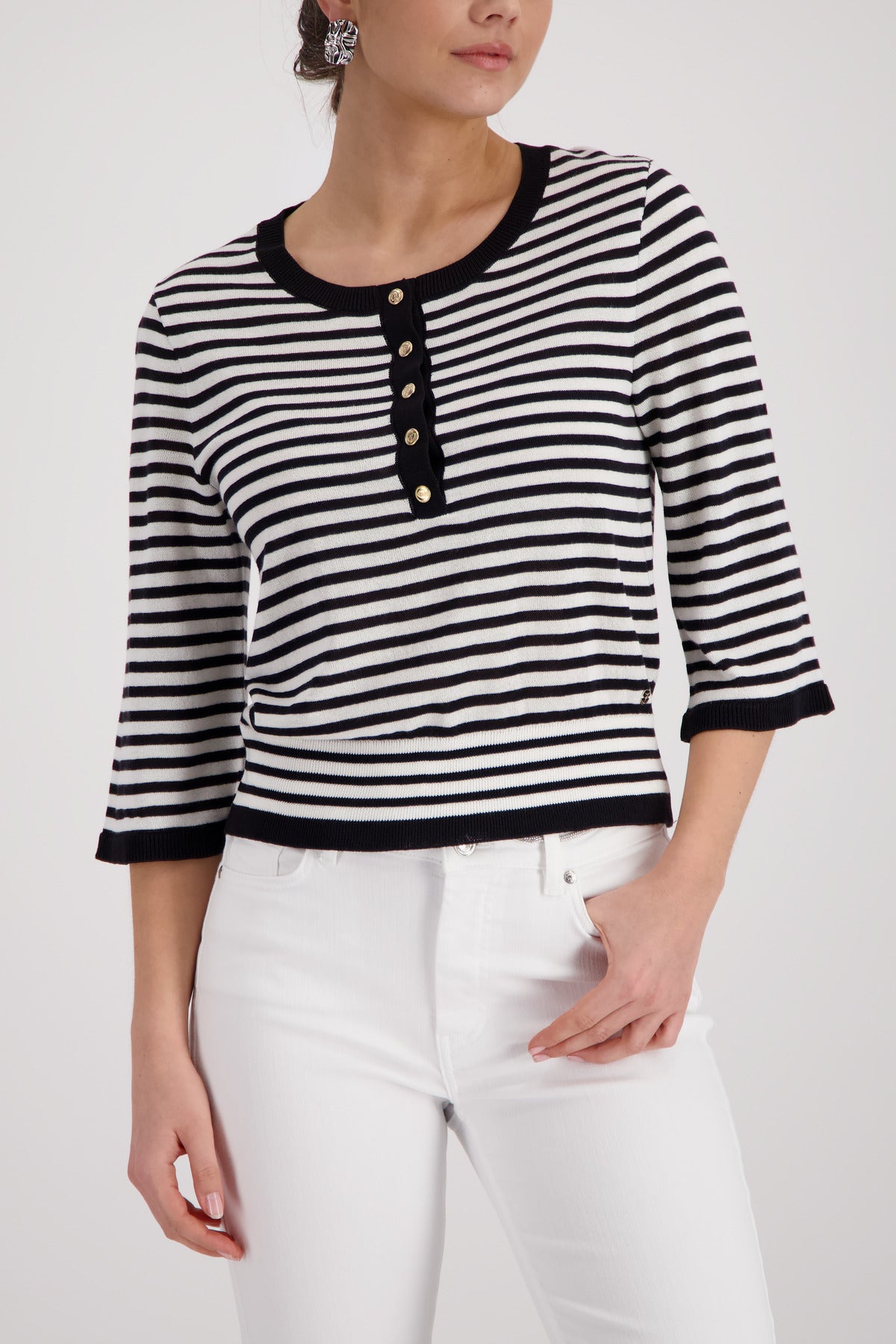 Pullover mit Streifen_410872