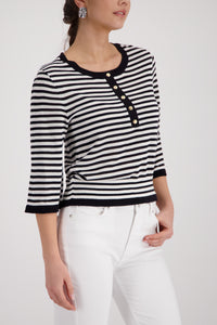 Pullover mit Streifen_410872