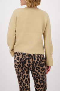 Langarm-Pullover mit Knopfdetail_809006