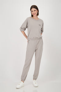 Sweatshirt mit Schmuck_808823