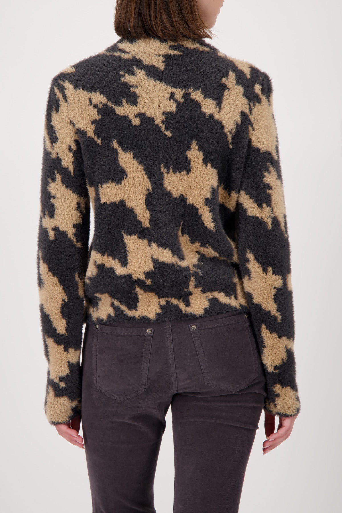 Strickjacke mit Hahnentrittmuster_809540